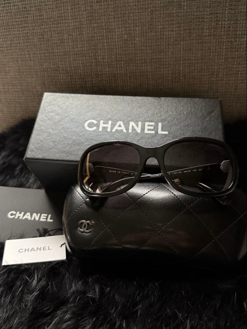 【takashi 】CHANEL サングラス　ココマーク　サイドロゴ