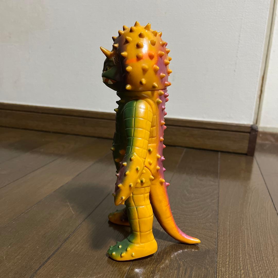 ボ*ラ様 シルバー仮面 フンドー星人 ソフビ