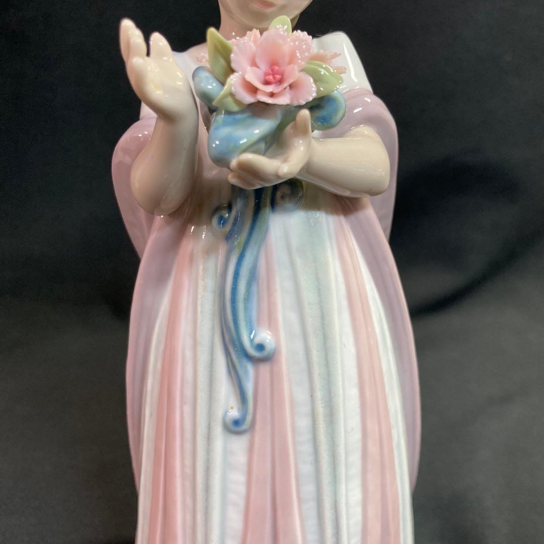 絶版【美品】リヤドロ LLADRO 8151 花束を抱えて