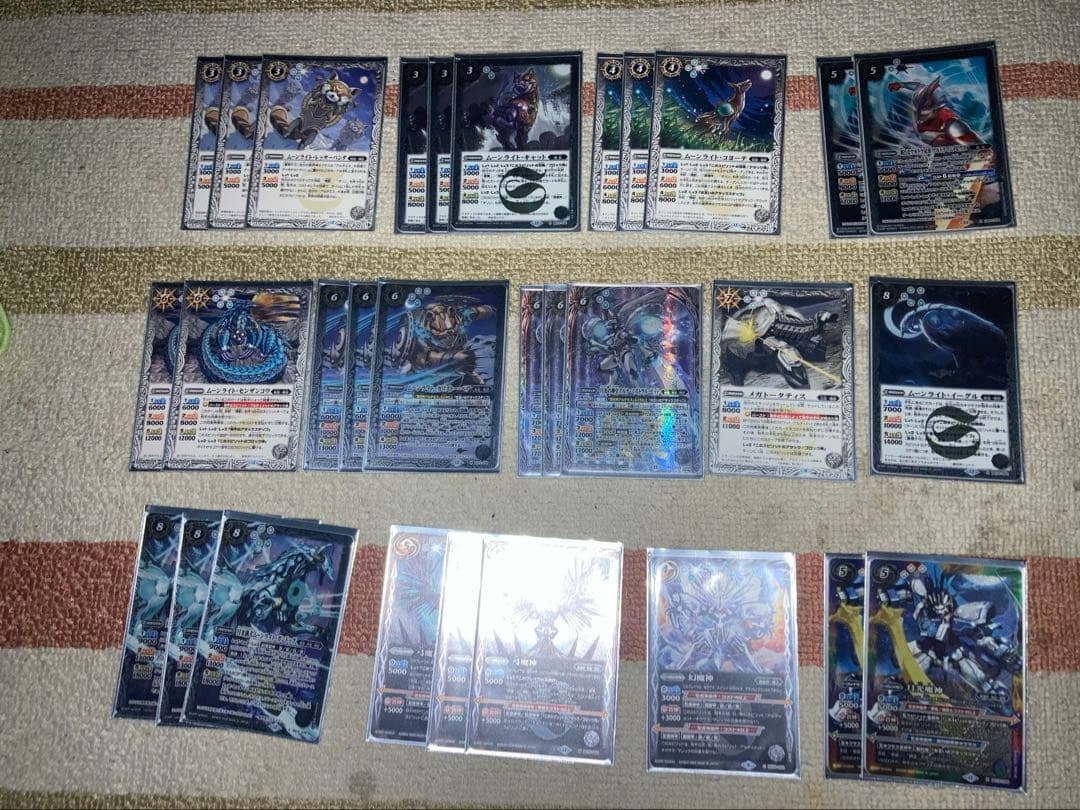 バトスピ 機獣デッキ・デッキパーツ+オマケ 本日から日曜日まで値下げ❗️