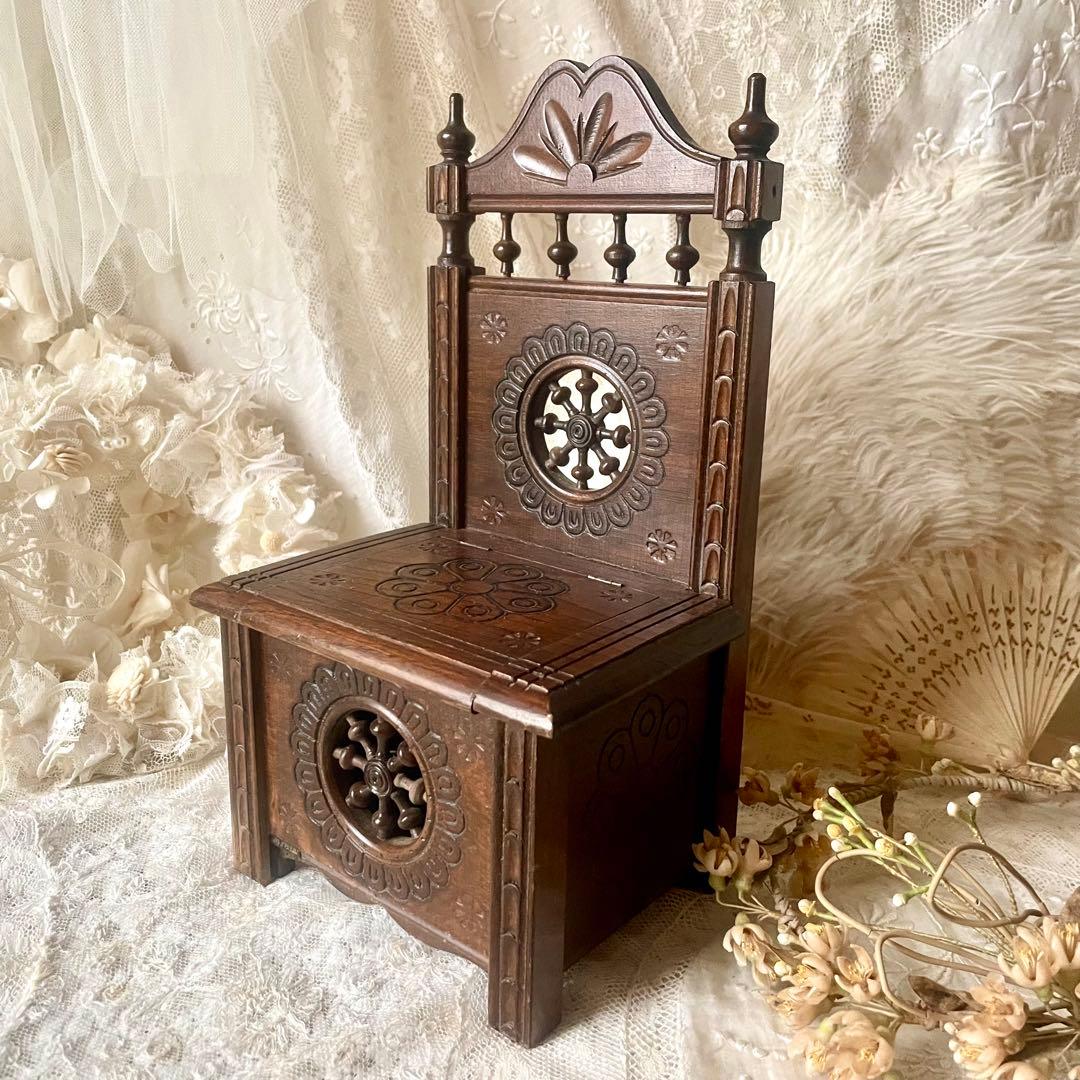 木製ドールチェア　ブルターニュ　ブルトン家具　収納付き　フランスアンティーク