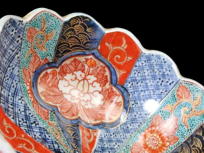 古伊万里　金襴手　窓絵　牡丹の図　輪花鉢　菓子鉢　E900AS-CUq