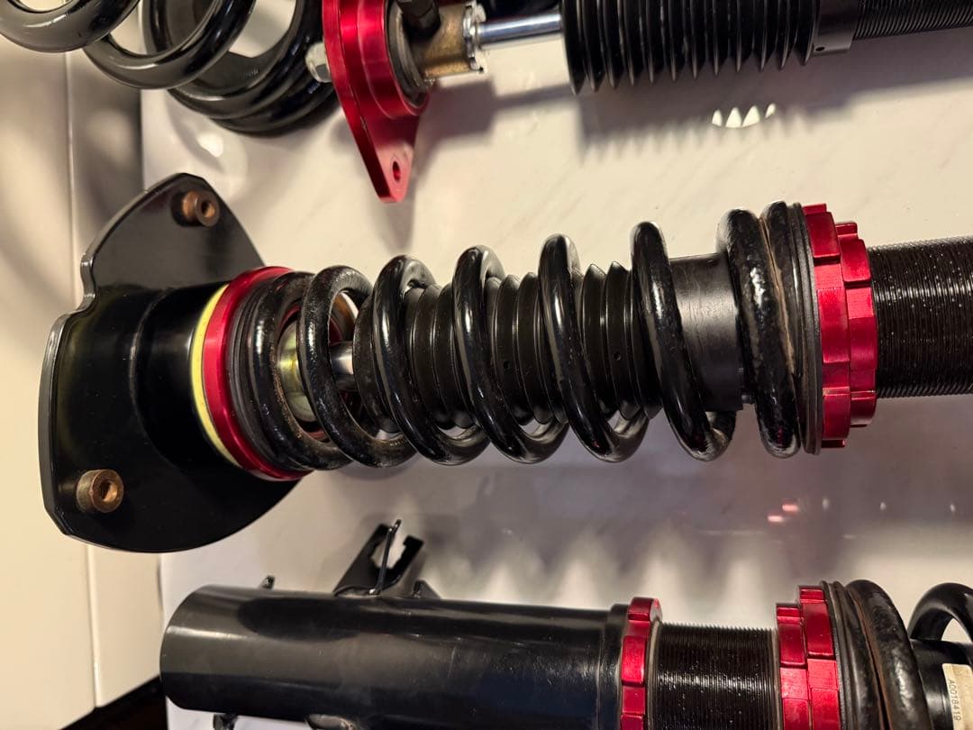 ラルグスLargus Spec S 車高調キット