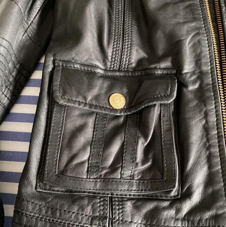 美品Zadig&Voltaire 本革ジャケット