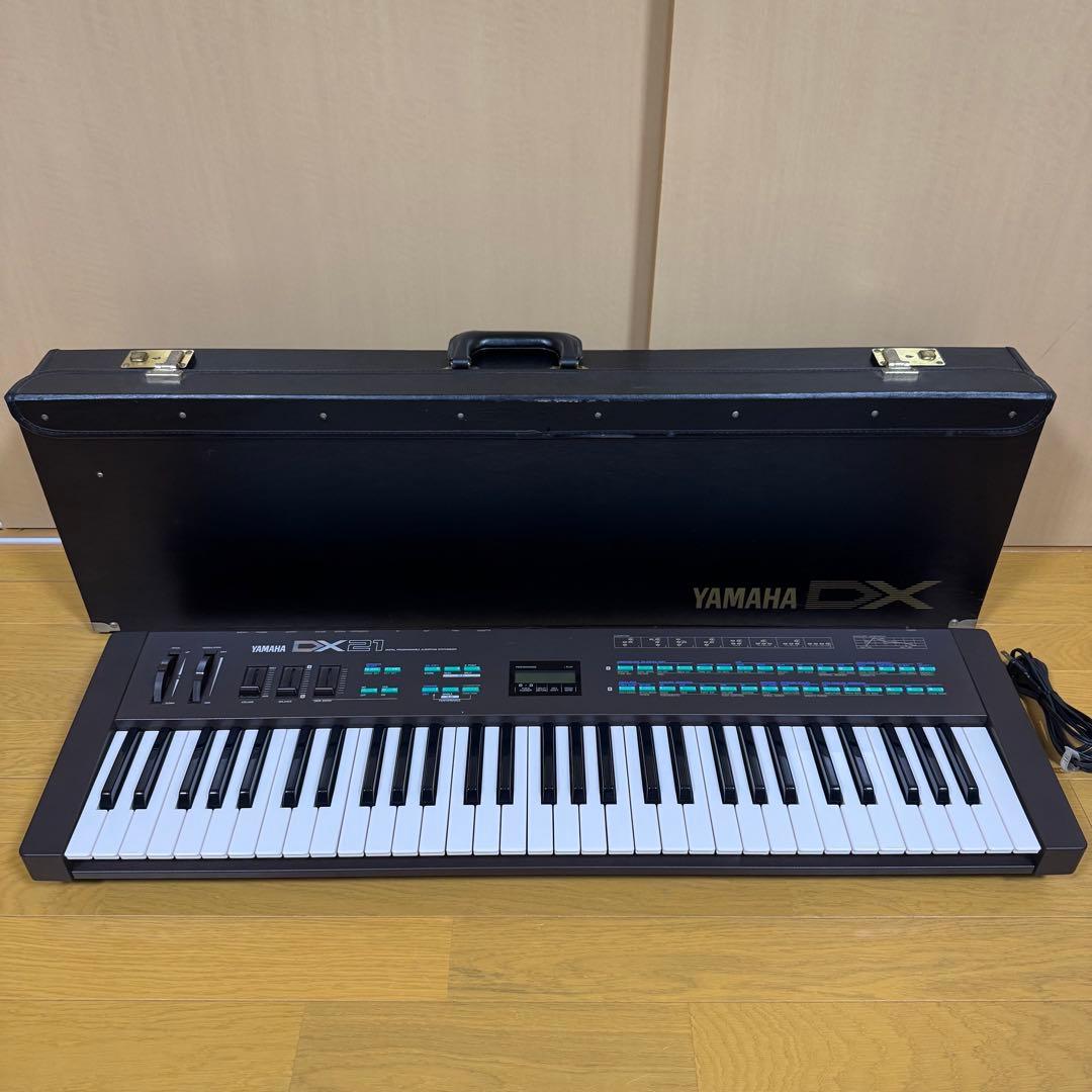 YAMAHA DX21 シンセサイザー　ソフトケース付き　ヤマハ　音楽　作曲