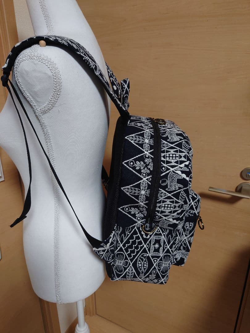 symphony navy　ミナペルホネン　リュック