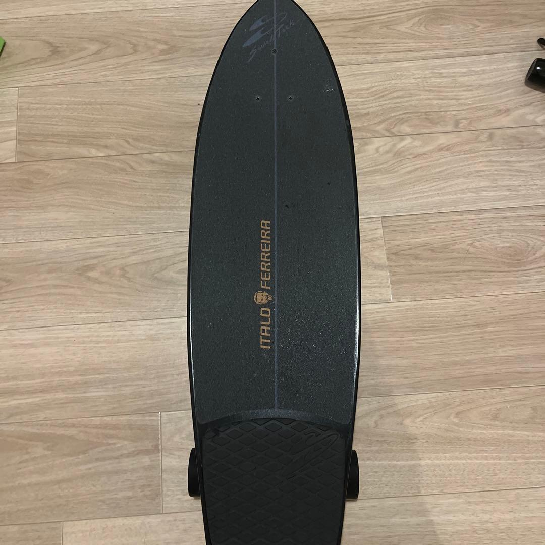 ハ*ー様 ITALO FERREIRA イタロフェレイラ サーフスケート スウェ