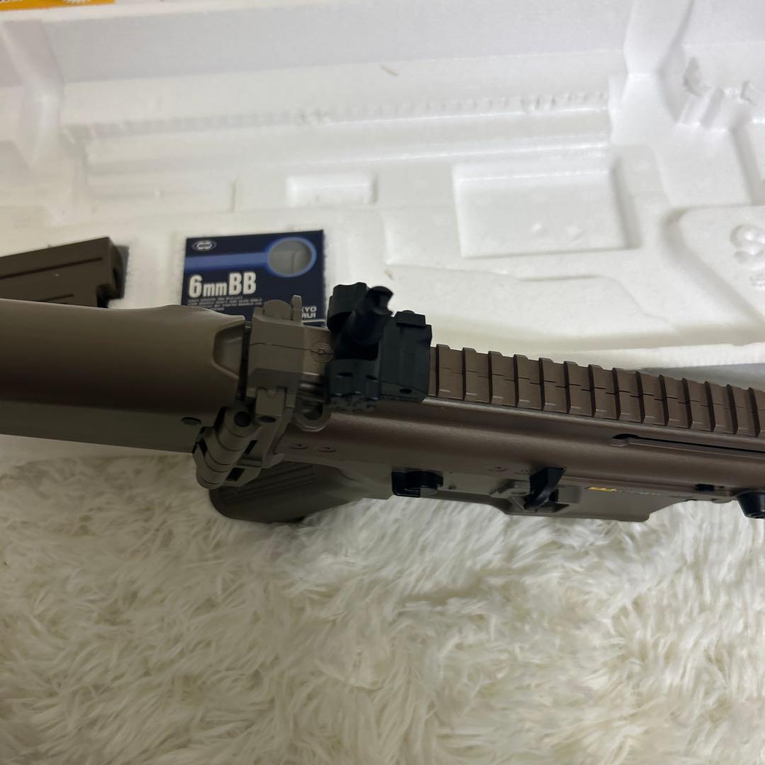 極美品　スカーL CQC 電動ガンボーイズ SCAR-L フラットダークアース