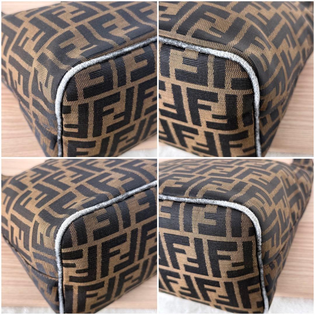 FENDI フェンディ ズッカ マンマバケット ハンドバッグ FF金具 ブラウン
