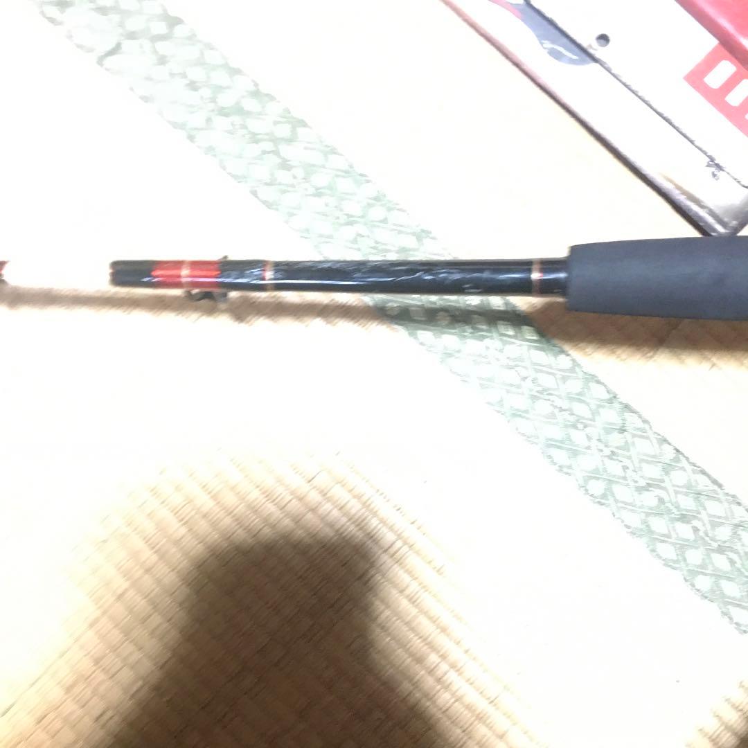 ベイトリール シルバー 金属製 右手用