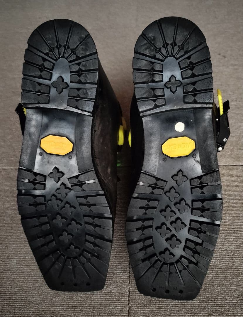 SCARPA スカルパ テレマークブーツ ローガン 革靴 2バックル ゲーター付