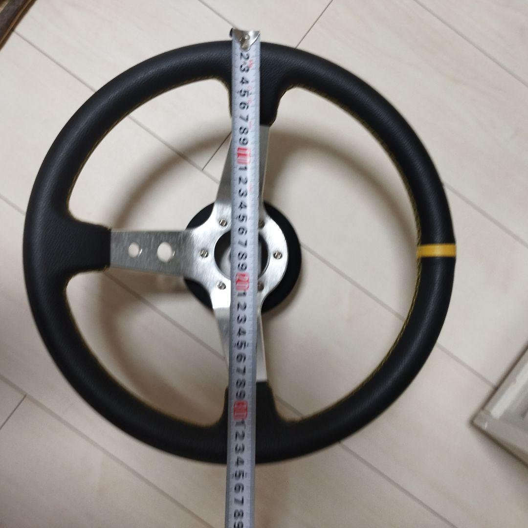 MOMO ステアリング 3スポーク