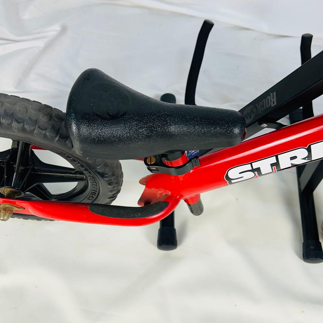 ストライダー STRIDER レッド 12型 ランニングバイク
