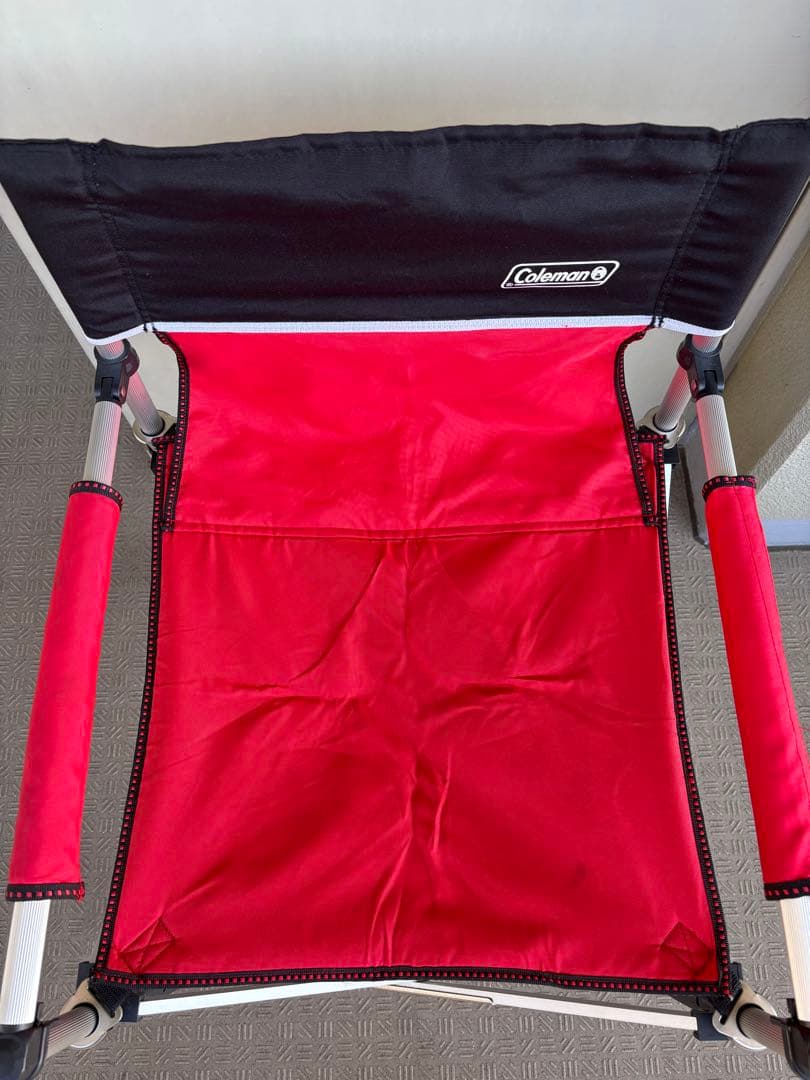 コールマン　スリムキャプテンチェア　レッド／ブラック　4脚セット