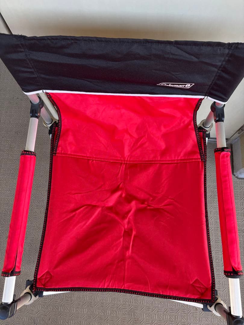 コールマン　スリムキャプテンチェア　レッド／ブラック　4脚セット