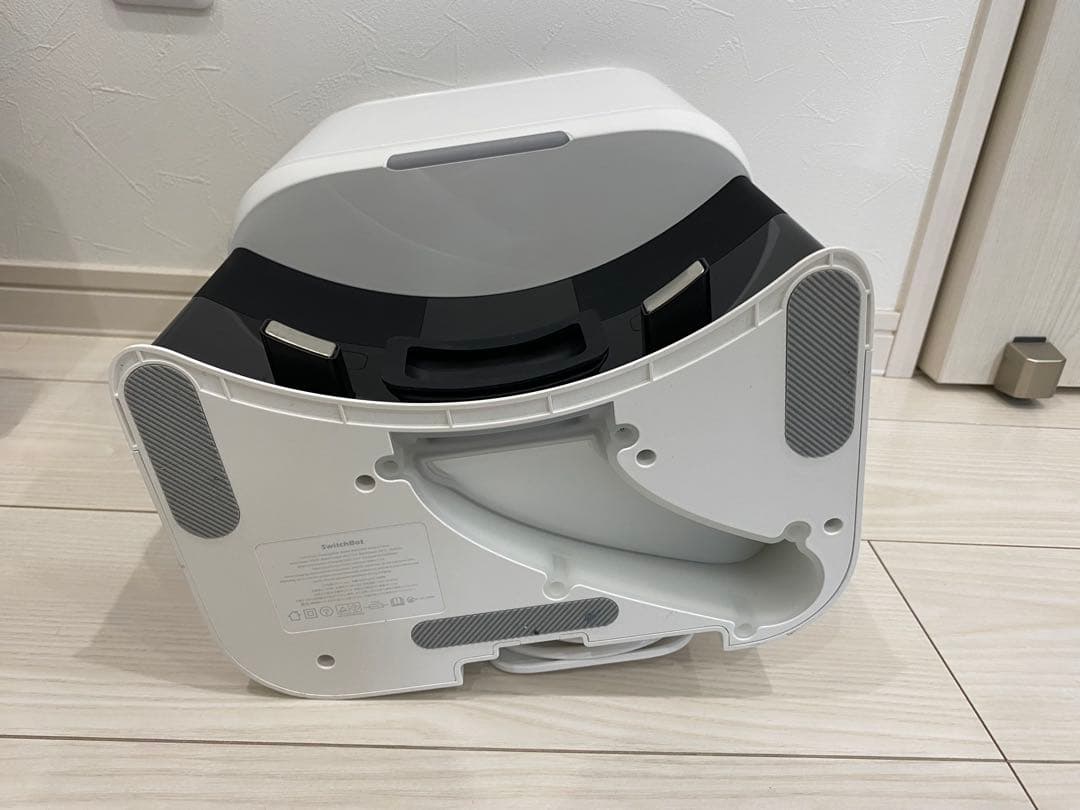 SwitchBotロボット掃除機K10+