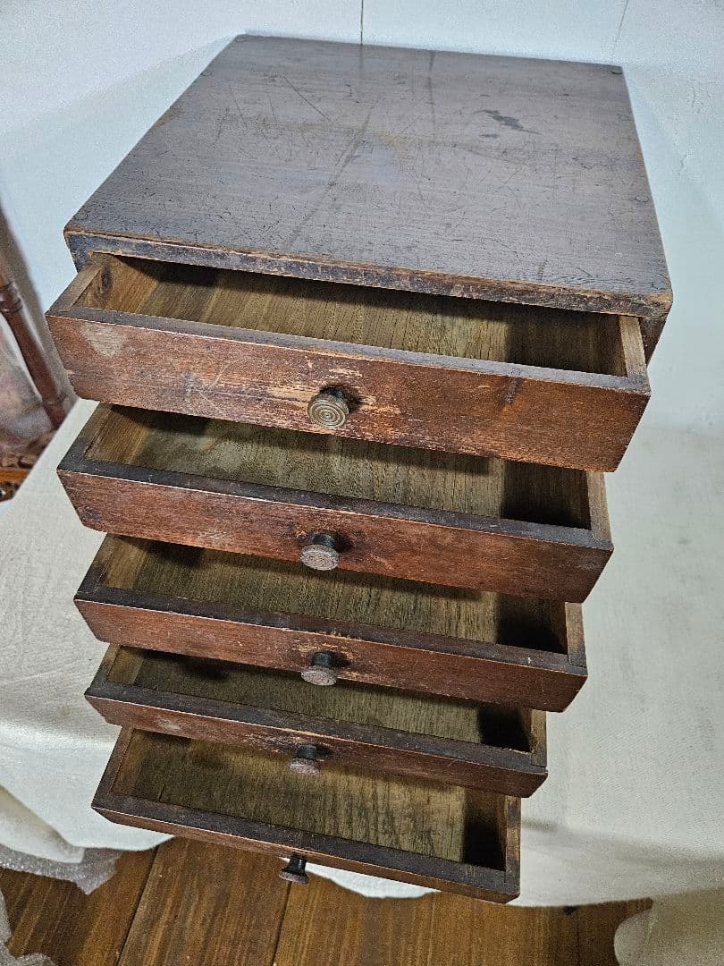 USヴィンテージ 木製の引出し 5段 小箪笥 チェスト 小物入れ 卓上 収納