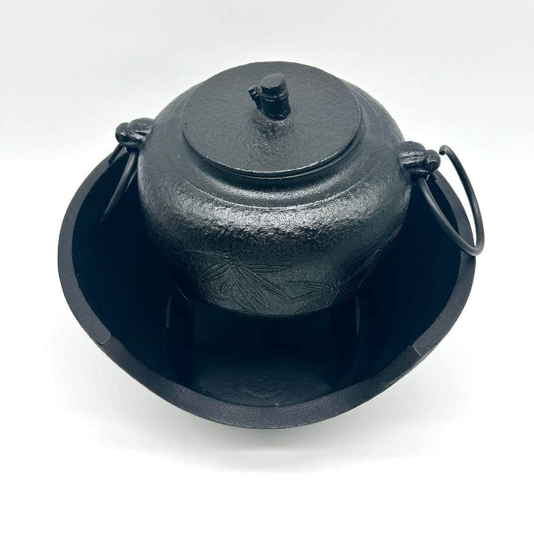 【茶道具】鉄鋳物 茶釜 五徳 風炉 釜環 織部敷板
