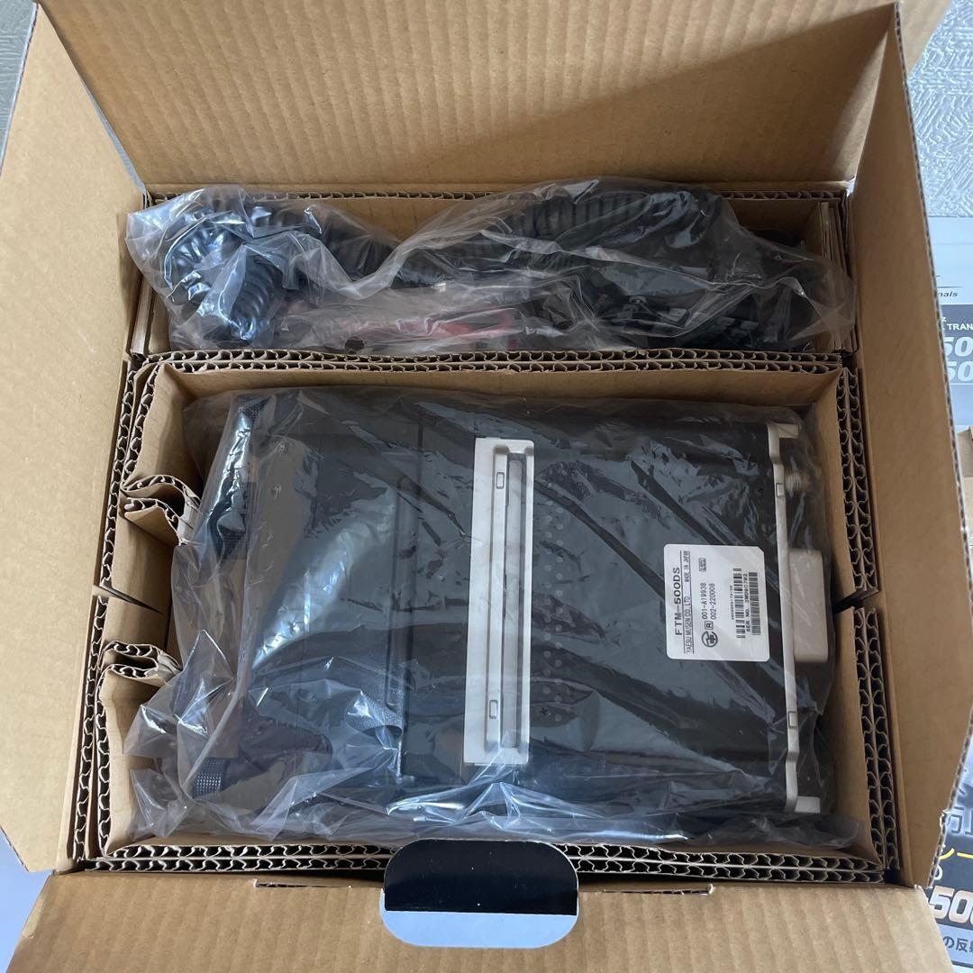 極美品　YAESU FTM-500D トランシーバー 144/430MHz