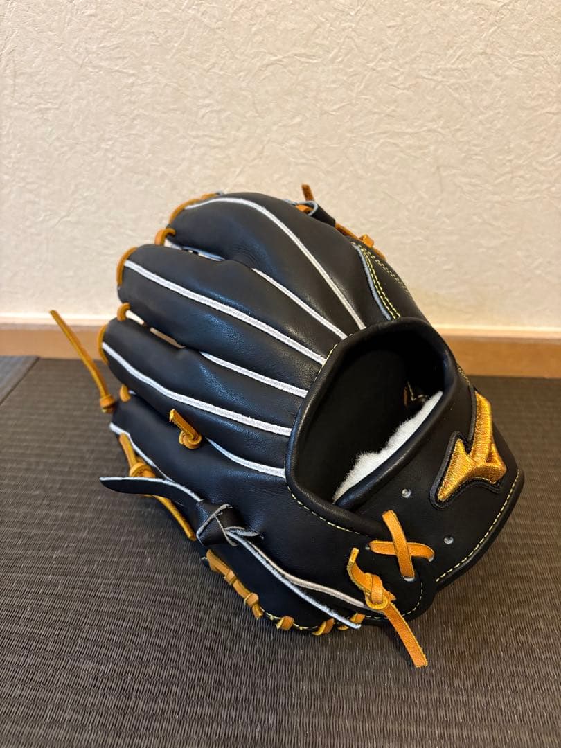 m*d様 ミズノプロ　クラシック　軟式　内野手　グラブ　新品未使用