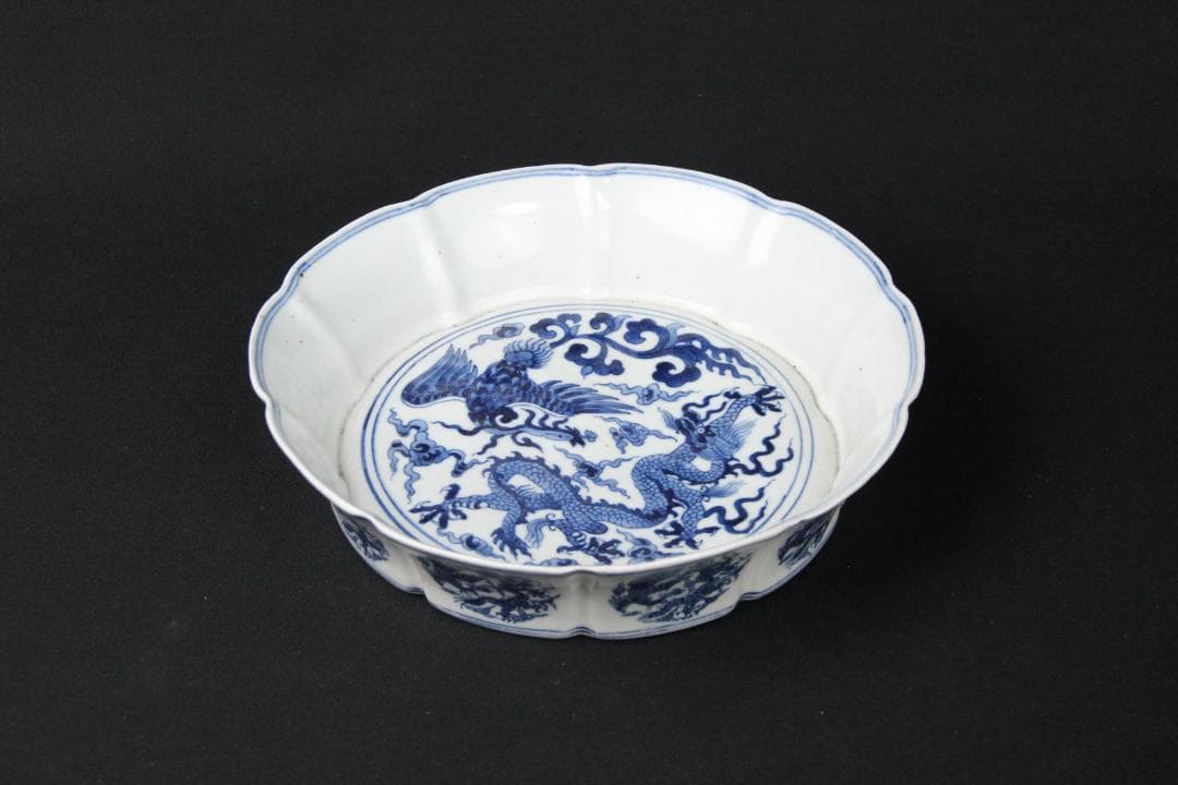 中国 清代 染付　青花双龍戯珠図 花口洗 大明宣徳年製 文房具　皿 FJ9-10