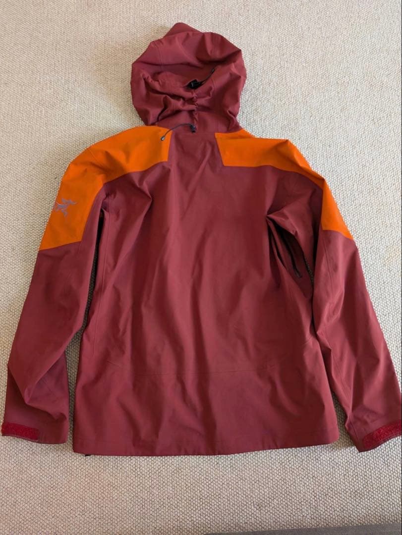 アークテリクスサイドワインダージャケットサイズs廃盤品