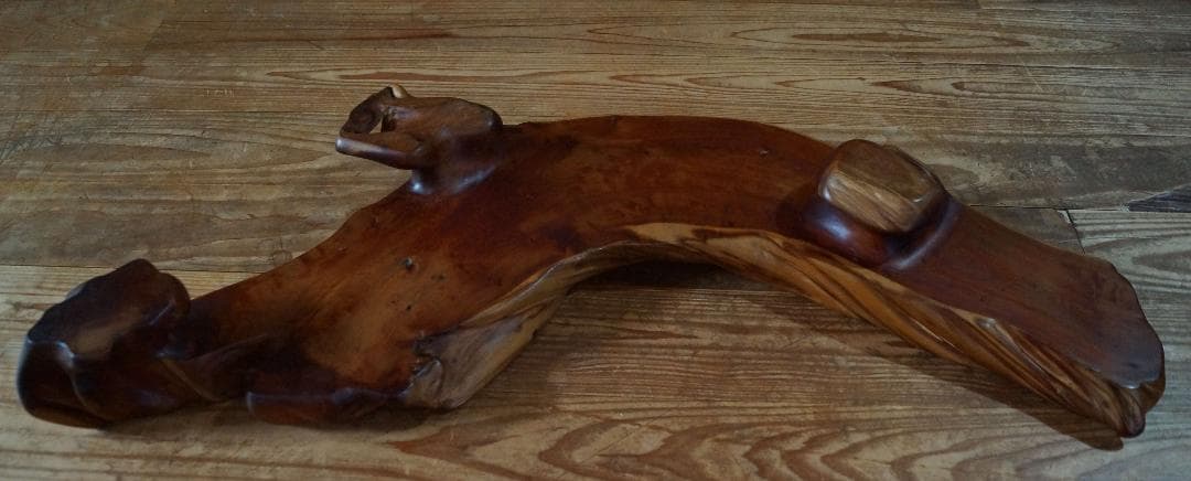 老楠一枚板 花台 小卓飾台 盆栽台 香炉台 自然体 刳り貫き三足重さ3.7ｋg★