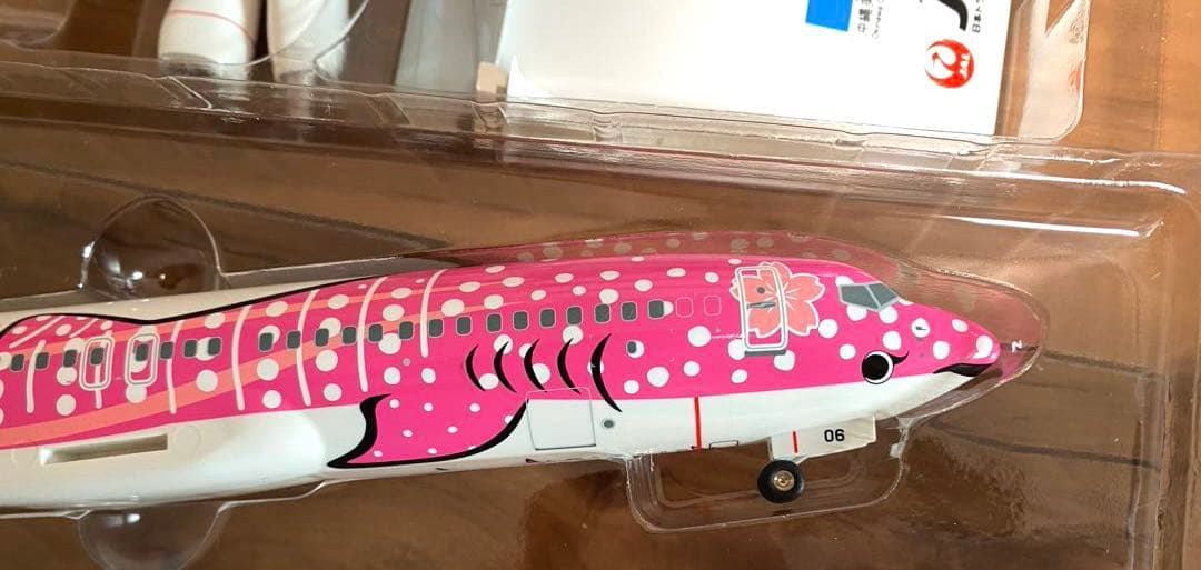 【ほぼ新品】JTAさくらジンベエ Boeing 737-800 1/130