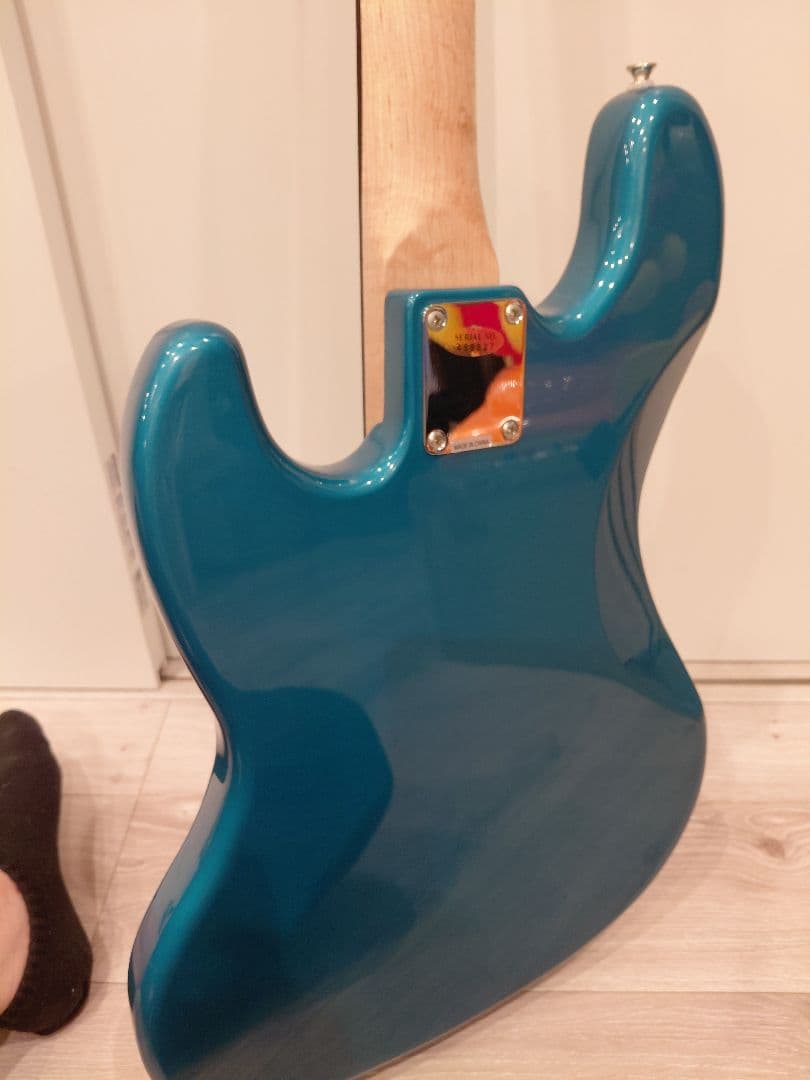 Busker’s バスカーズ　エレキベース ジャズベース ターコイズブルー