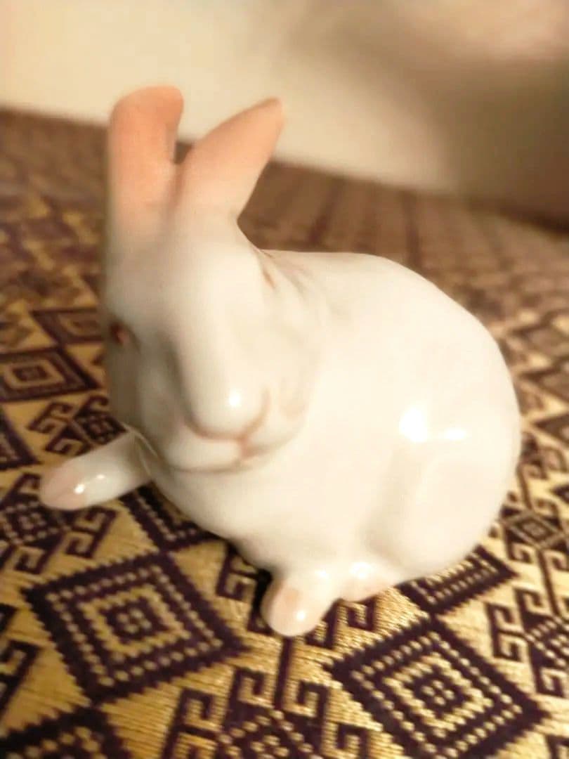 ヴィンテージ　ロイヤルコペンハーゲン　ホワイトラビット　フィギュア　ピンクアイズ