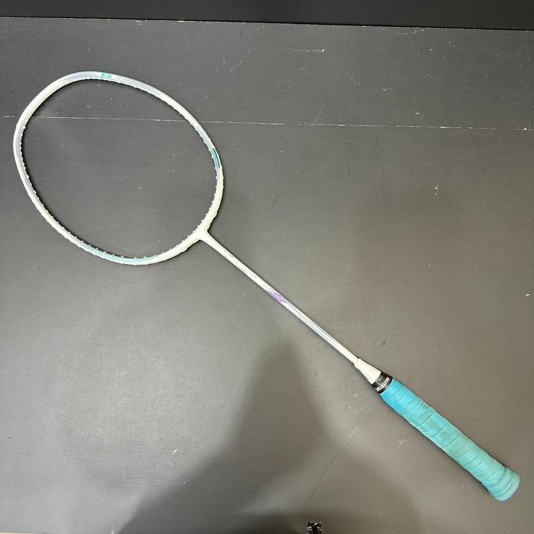 MIZUNO 　ミズノ　バトミントンラケット　アクロスピード６　MO-62