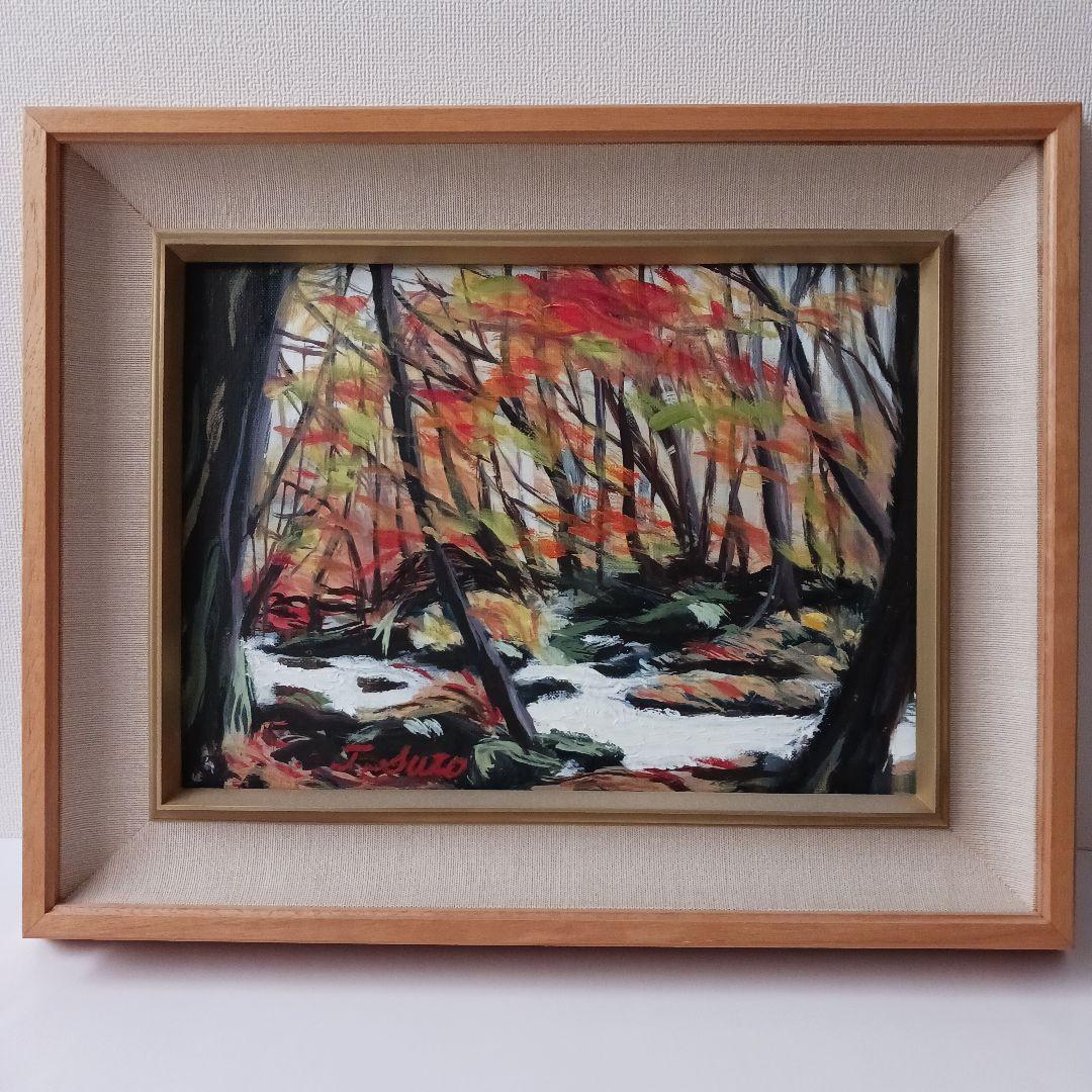 紅葉の奥入瀬渓流.青森県十和田湖