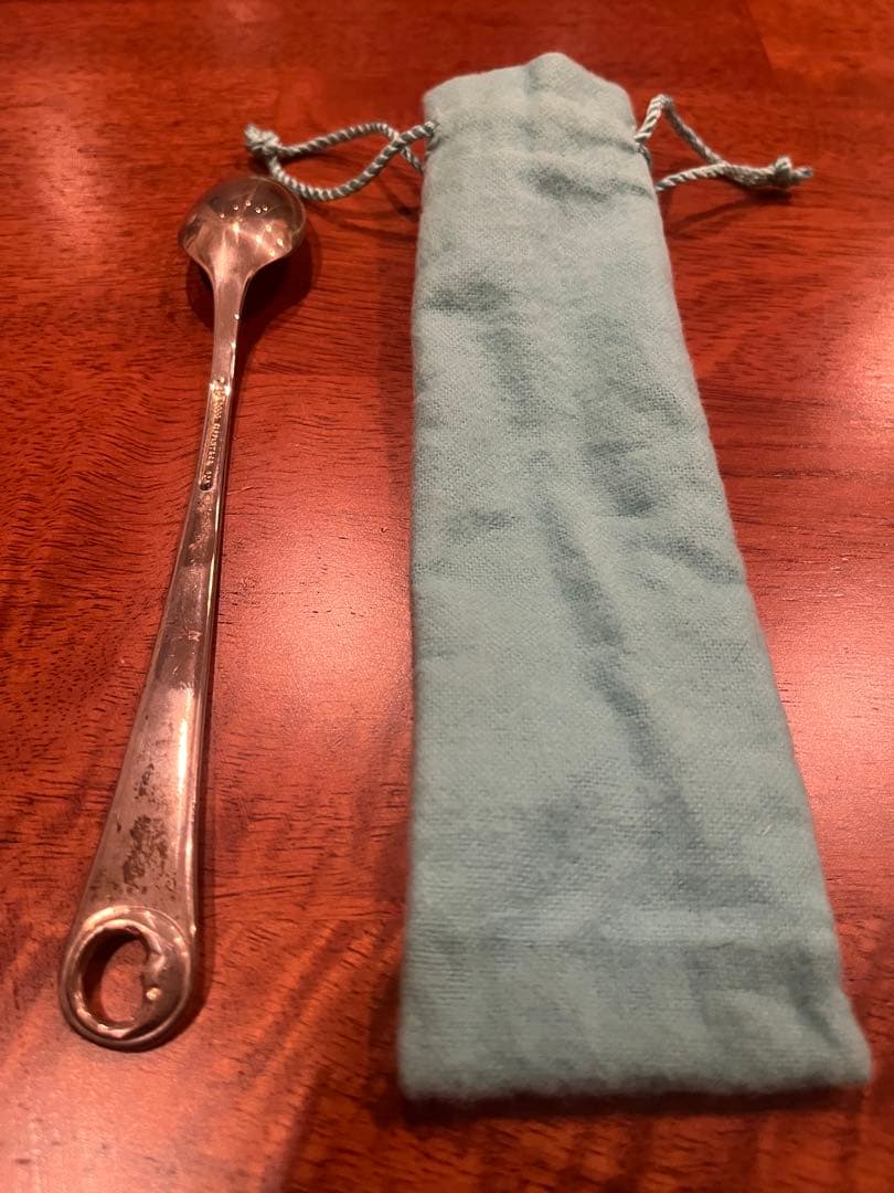 【中古品】Tiffany & Co. 銀製スプーン 専用ポーチ付き