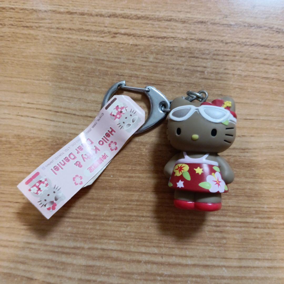 沖縄限定　日焼けキティ　キーホルダー　レア