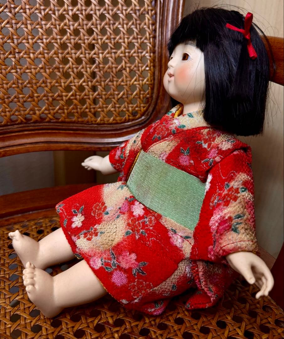 京おさな人形？ 創作人形 女の子 赤い着物 20cm 縮緬 詳細不明