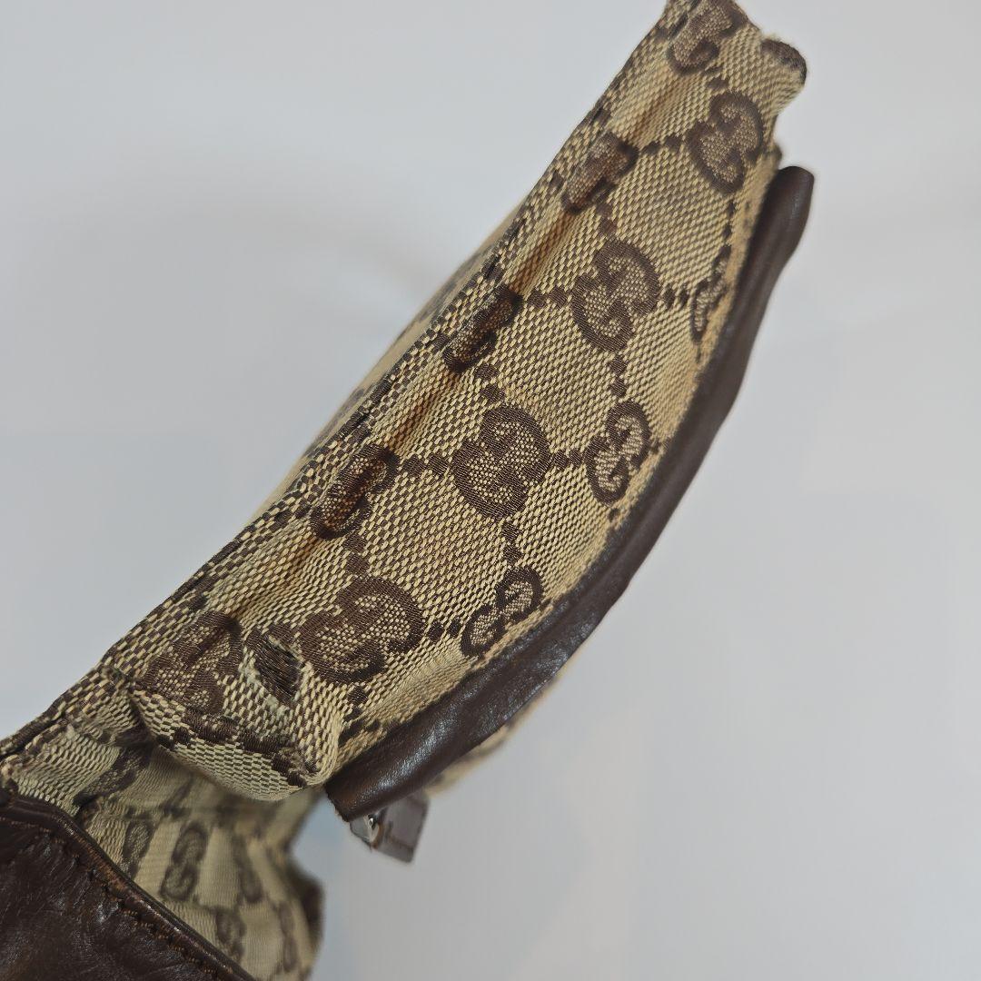 【かなかな】GUCCI★ボディバッグ★ウエストポーチ★GG柄★