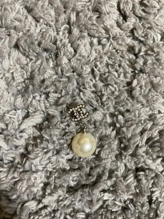CHANEL ★ピアス 片耳 （シルバー 真珠）