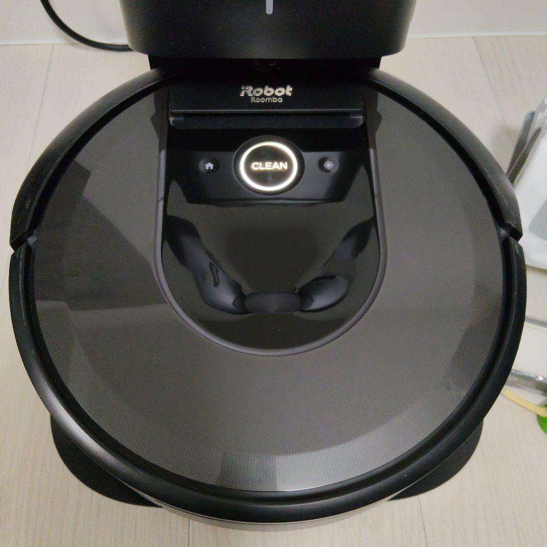 Roomba i7ロボット掃除機本体&クリーンベース　 他付属品付き