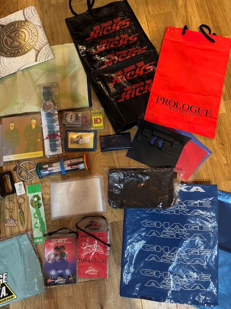 CHAGE & ASKA 雑誌・カタログセット　グッズあり