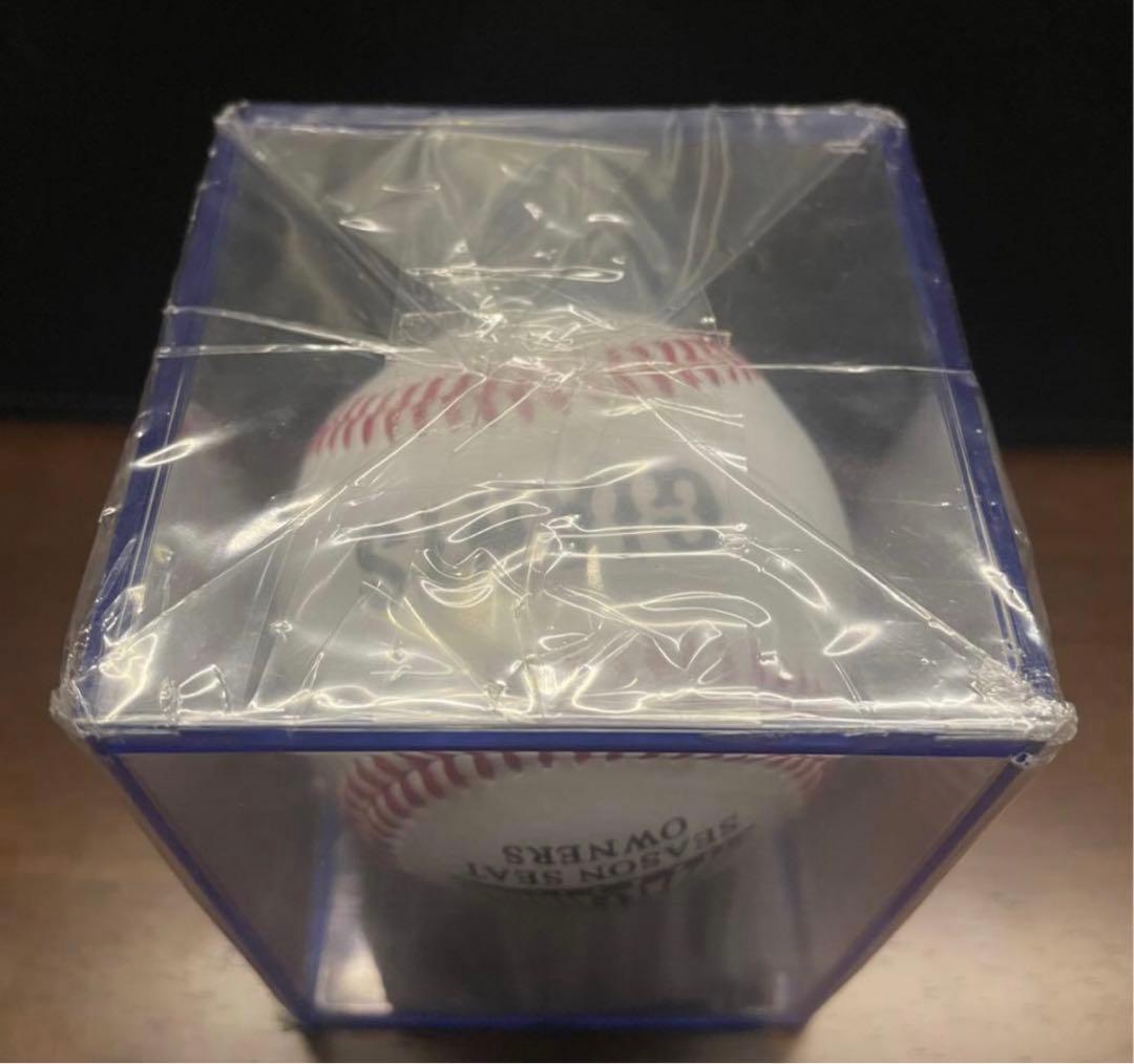 山本泰寛選手　直筆サインボール ジャイアンツ　シーズンシート　オーナー