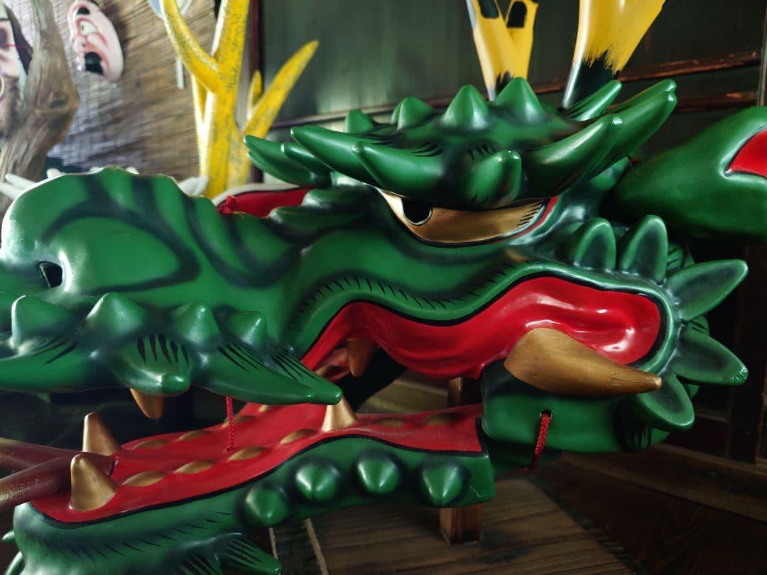 八岐大蛇　神楽面　石見神楽　広島神楽　芸北（北広島）　伝統工芸　蛇頭　干支　龍