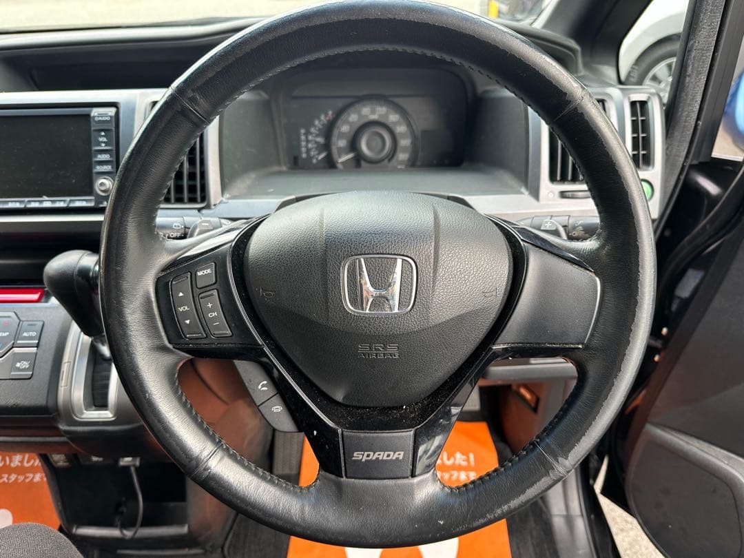 ホンダ ステップワゴン2.0 スパーダ Z フリップダウン　8人乗り