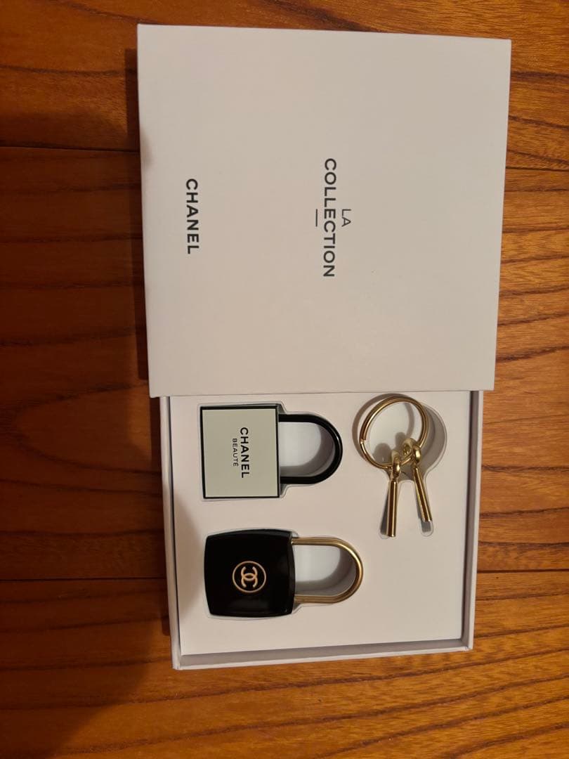 ✨️極美品✨️CHANEL シャネル 南京錠 ノベルティ 箱付き