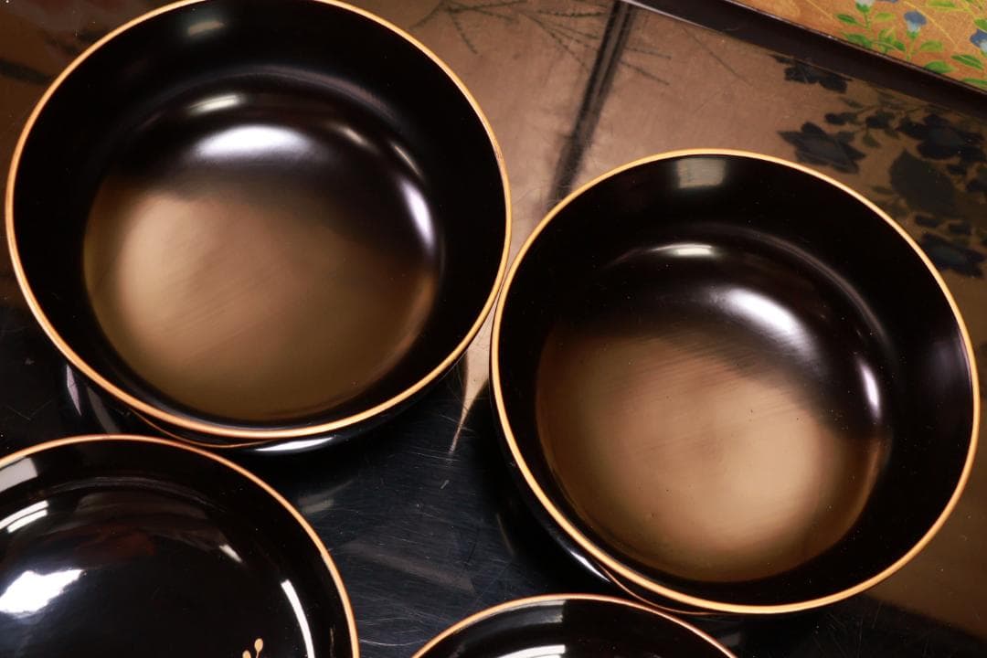 BJ018　輪島塗　布着堅地　盛岡庄五郎 作　縁金 草花金蒔絵椀　二客　木製