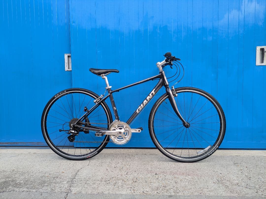 GIANT ESCAPE R3 GIANT クロスバイク 名古屋夜配送無料