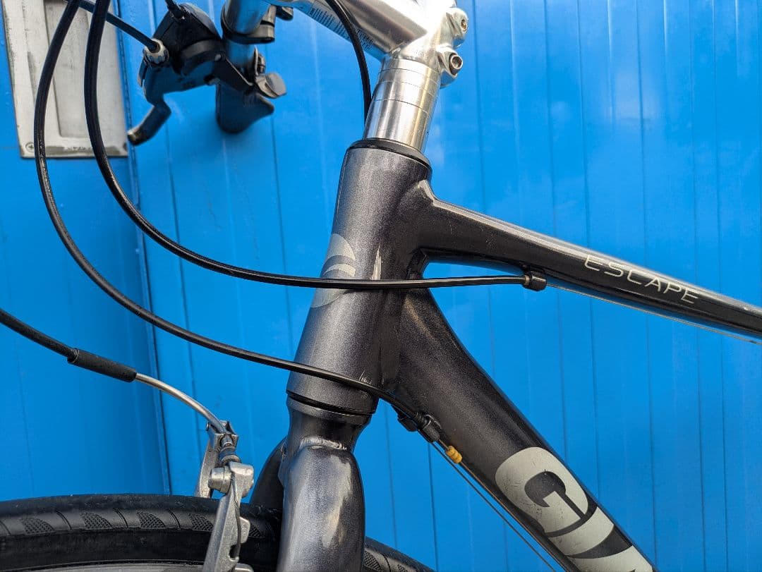 GIANT ESCAPE R3 GIANT クロスバイク 名古屋夜配送無料