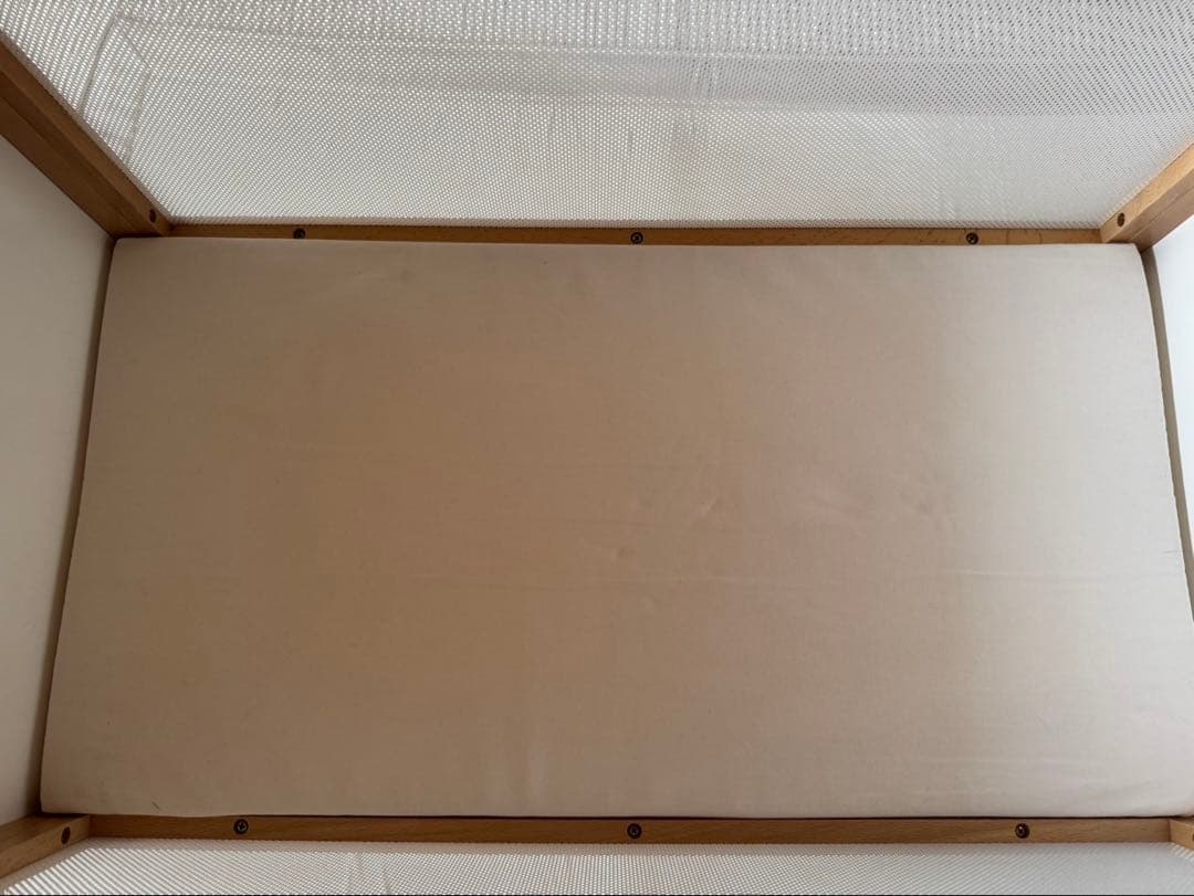 ベビーベッド　リリワゴン2 ホワイト