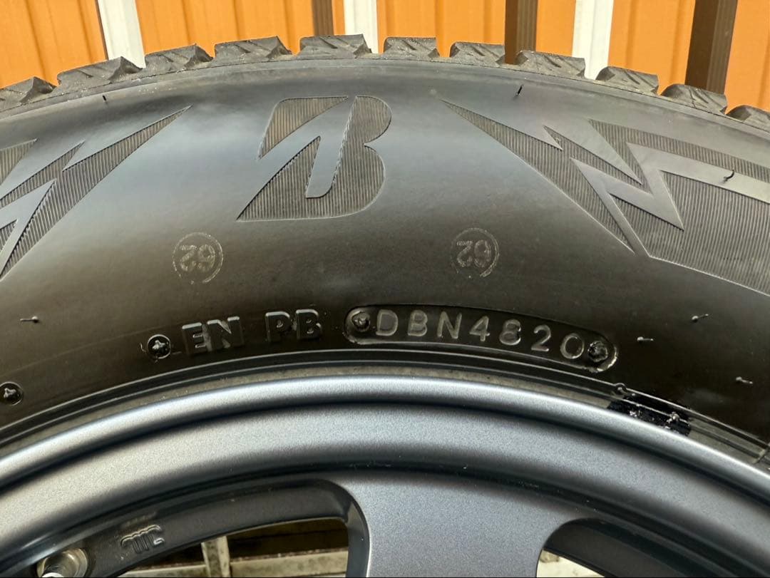 スタッドレスタイヤ・ホイールセット 175/80/16 ブリザックDM-V3