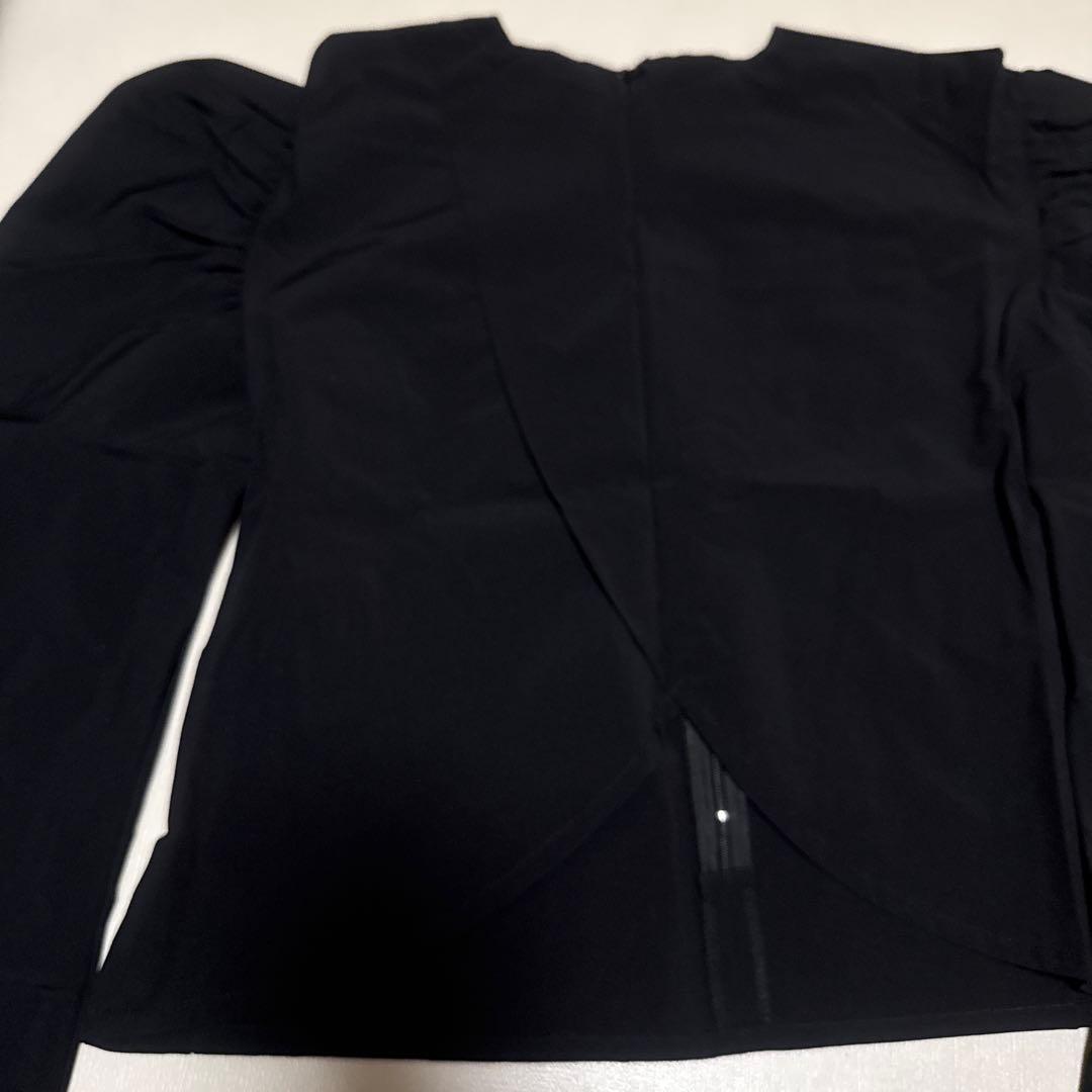 メゾンドドルチェ　ラッシュガード　セットアップ