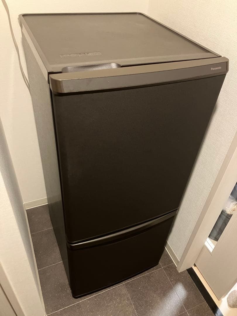 Panasonic (パナソニック)冷蔵庫 NR-B14HW-T 138リットル